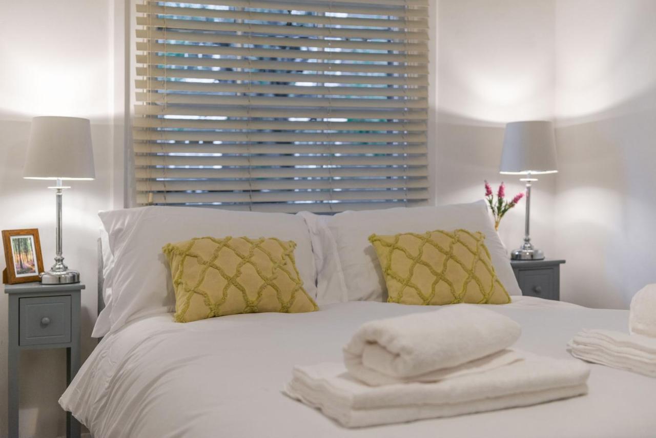 Three-Bedroom Bliss In London Town Ngoại thất bức ảnh