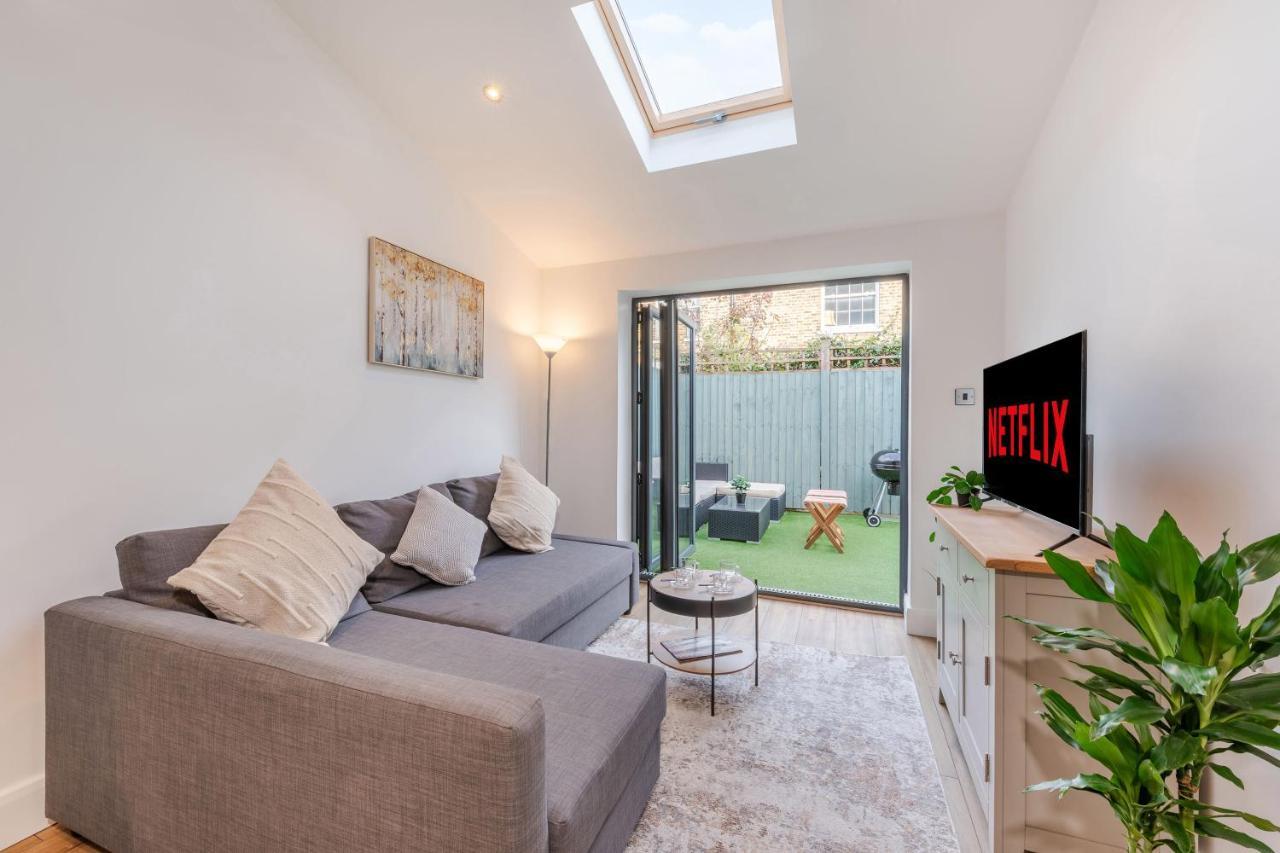 Three-Bedroom Bliss In London Town Ngoại thất bức ảnh